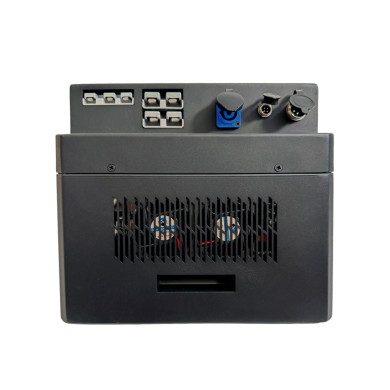 la compacte POWERBOX PRO K Lithium s’intégrera dans toutes les installations