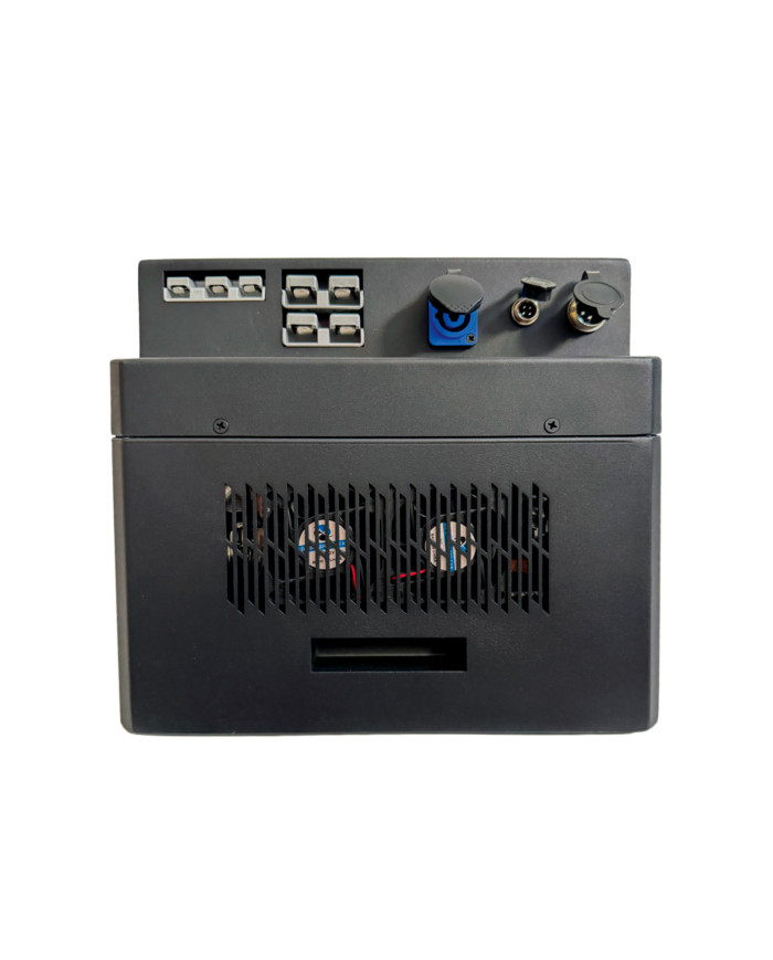 la compacte POWERBOX PRO K Lithium s’intégrera dans toutes les installations