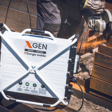 X-GEN3600 — Générateur électrique portable 3600 W / 2304 Wh